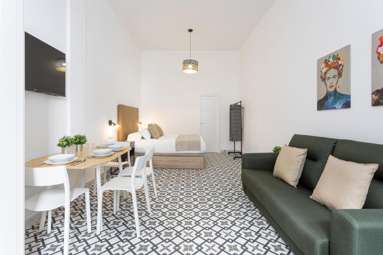 Holidays2Malaga Picasuss Loft New Built Close Huelin Beach And Promenade 外观 照片